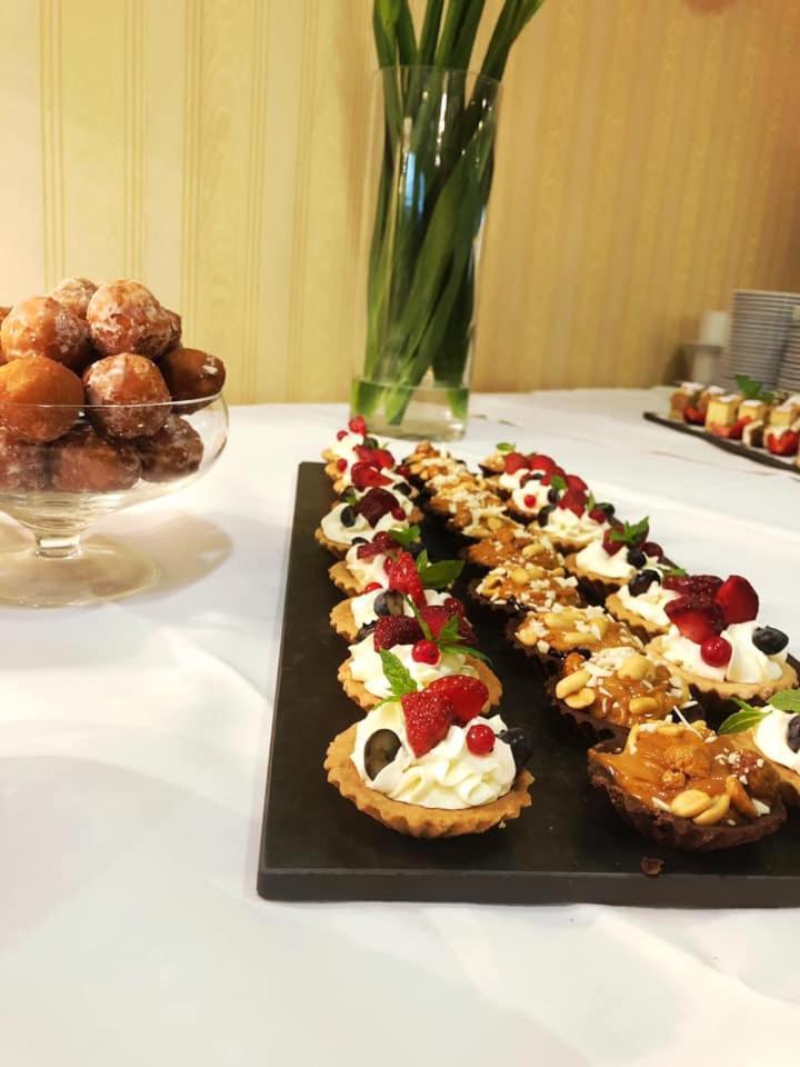 U Pietrzakow Hotel Zielonka  Ngoại thất bức ảnh
